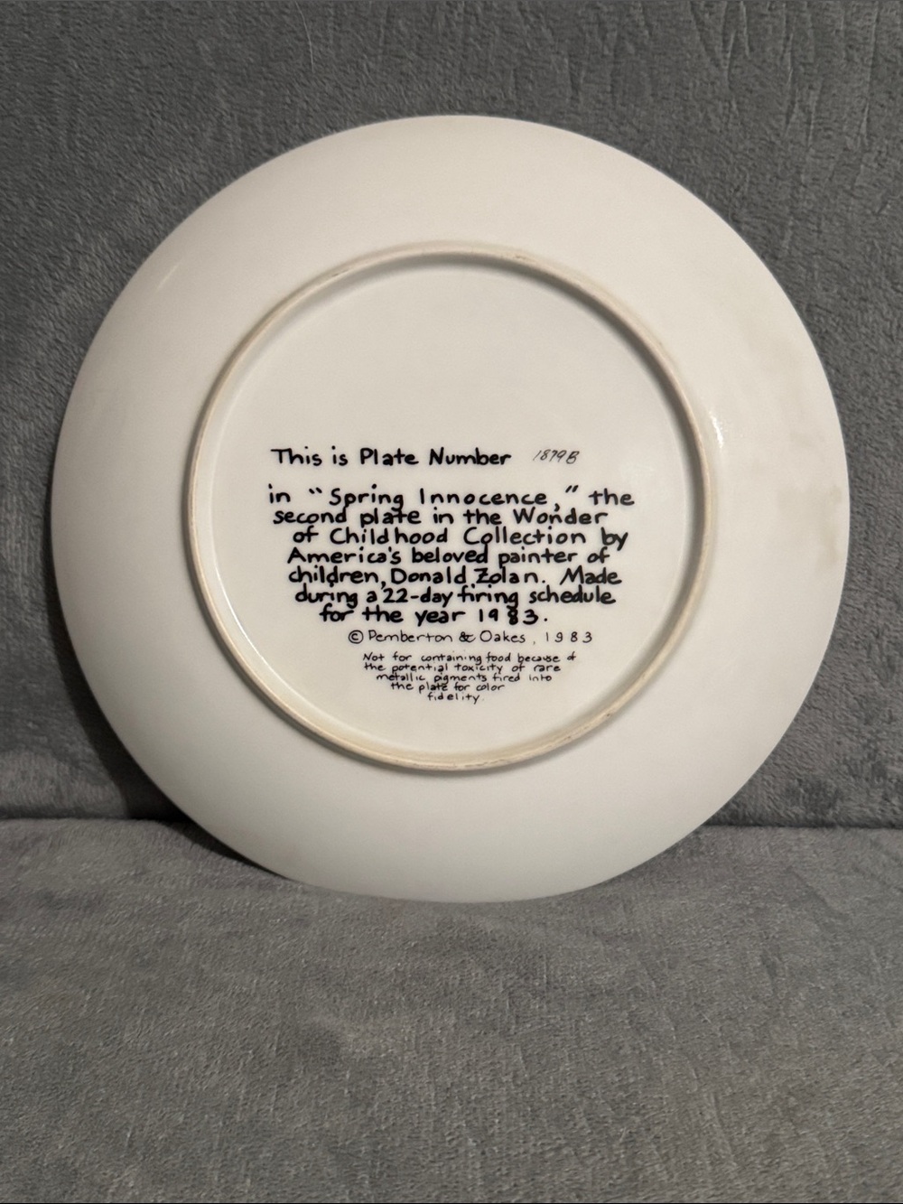 Decorative Collector Plate - Spring Innocence - Picture 2 of 3